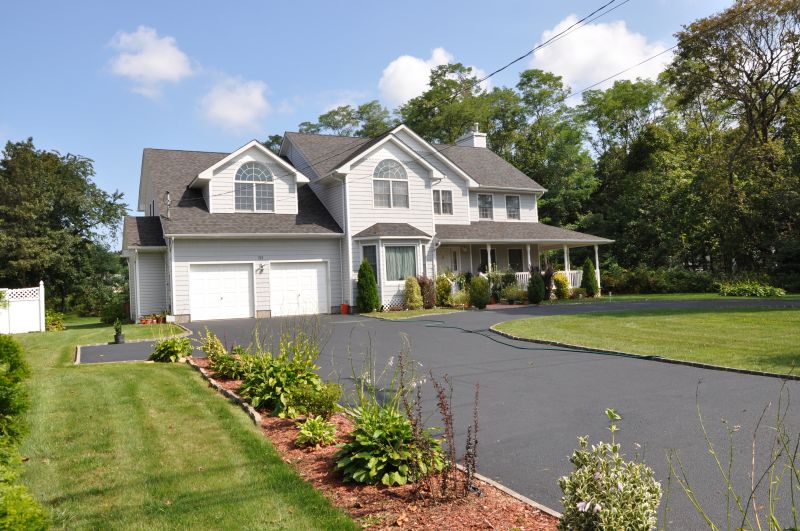 Asphalt Driveway Repair detail